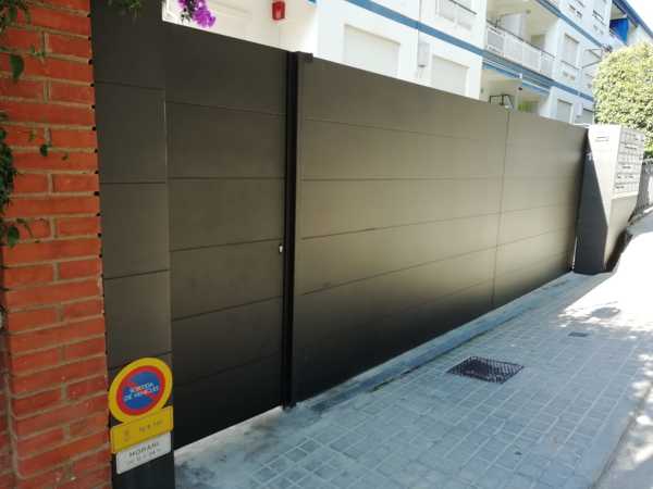 peat corred 2036340 - Instalación y Reparación Puertas de Garaje Correderas