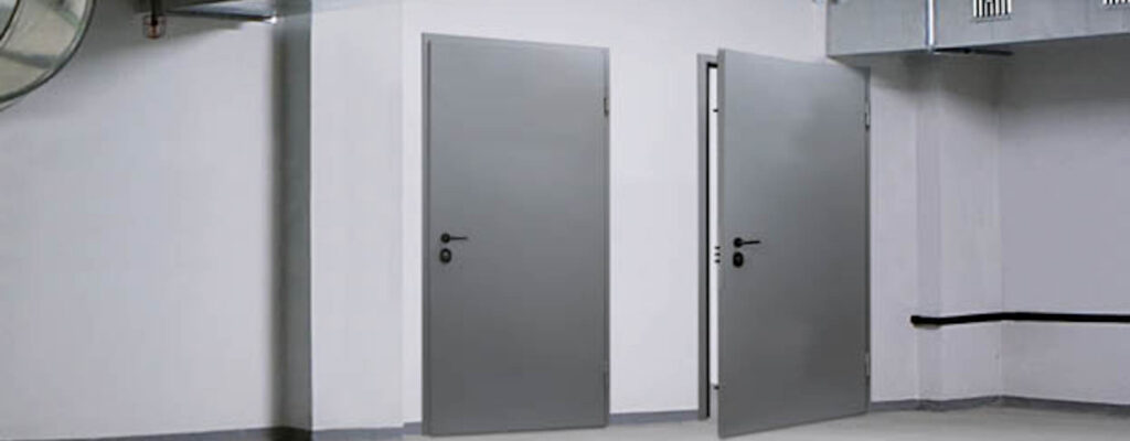 puertas acorazada para trastero 1024x400 - Venta e Instalación Puertas de Trasteros